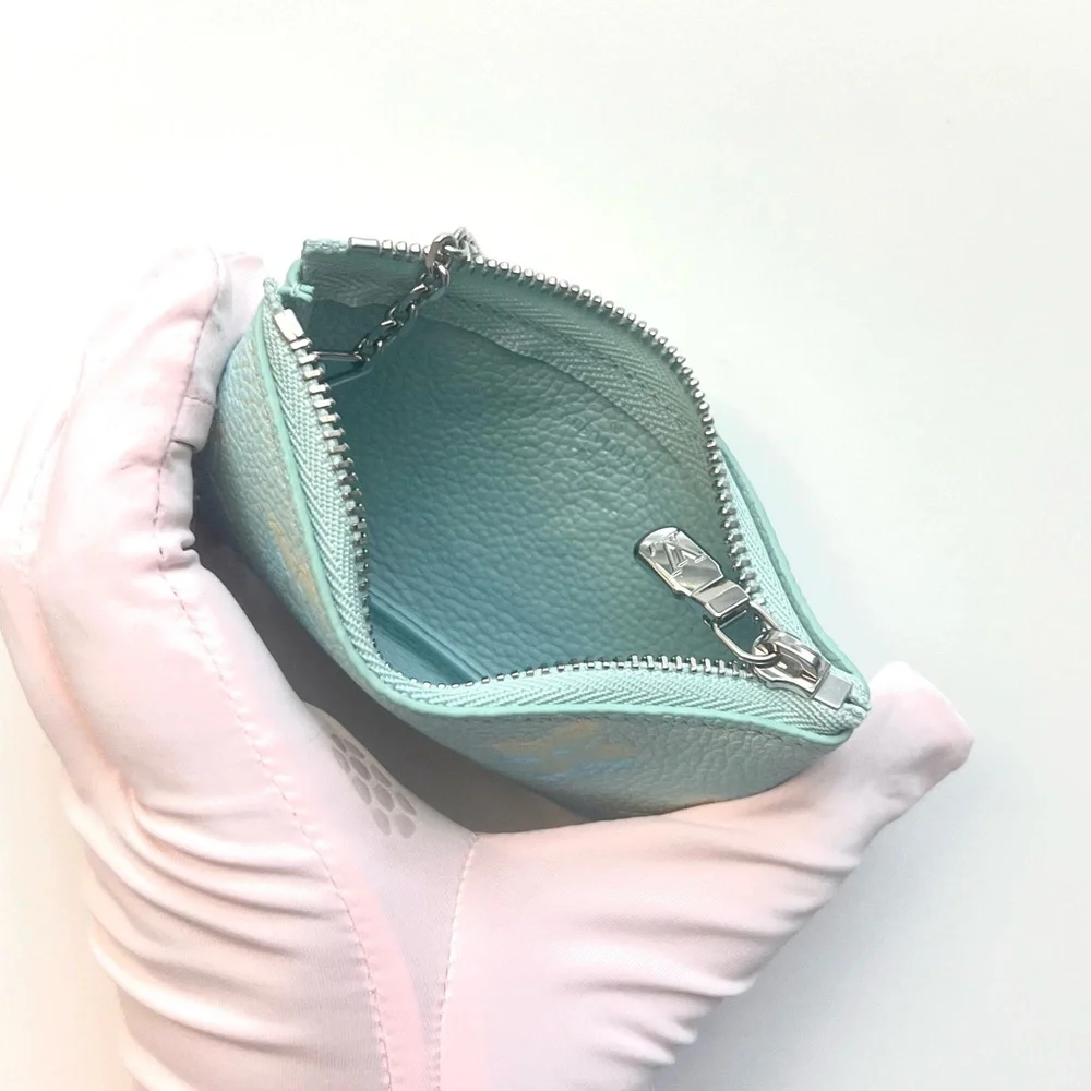 🔥 LOUIS VUITTON Light Green with yellow Monogram key  pouch/holder